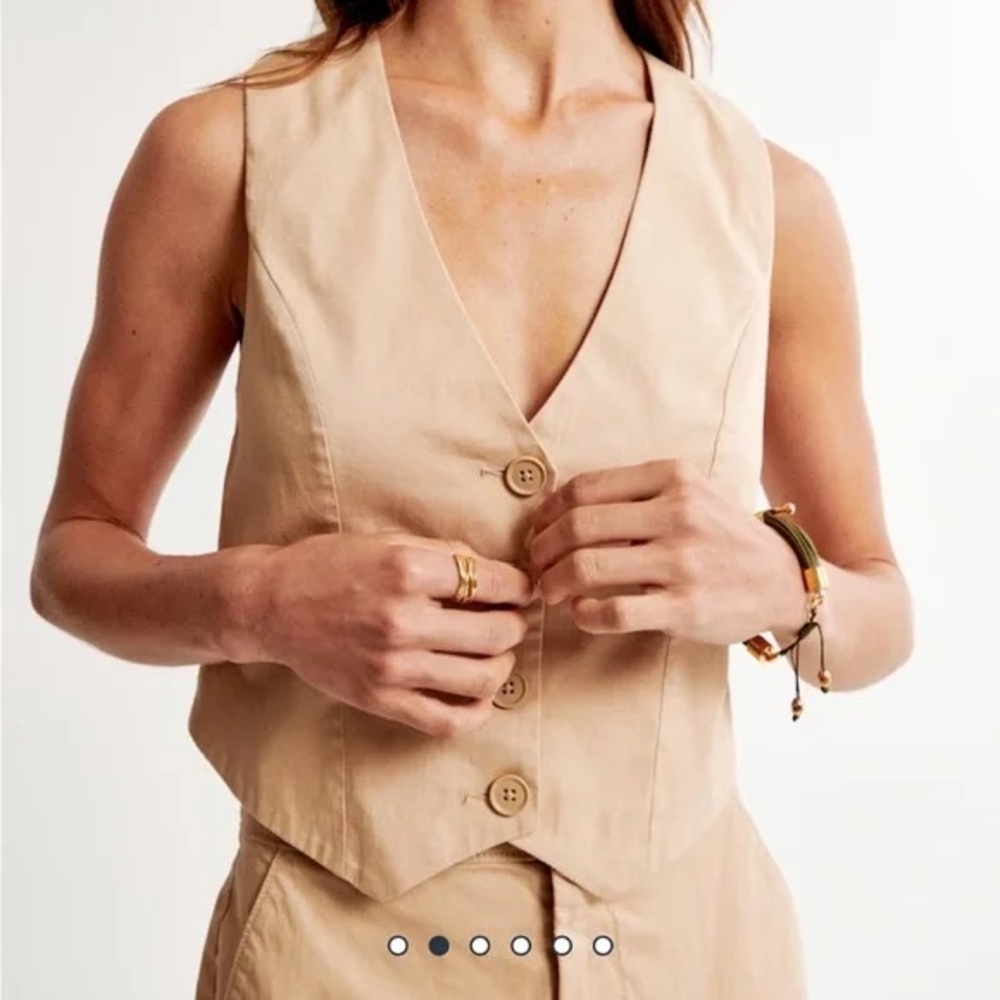 NWT - Abercrombie Vest Top - Picture 2 of 6
